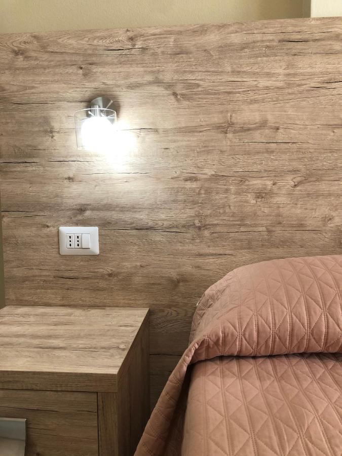 Hotel Centrale Куарту-Сант'Элена Экстерьер фото